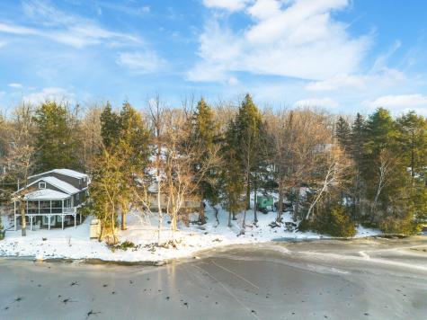 104 Memorial Drive Winthrop ME 04364