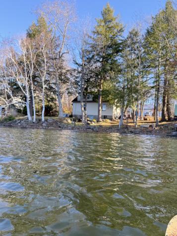 104 Memorial Drive Winthrop ME 04364