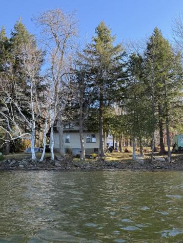 104 Memorial Drive Winthrop ME 04364