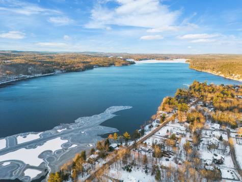 104 Memorial Drive Winthrop ME 04364