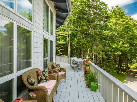 1025 Douglas Drive Northport ME 04849