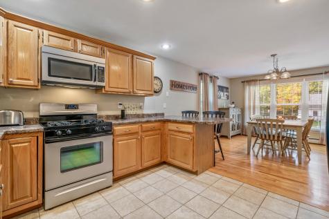 29 Simpson Street Wells ME 04090