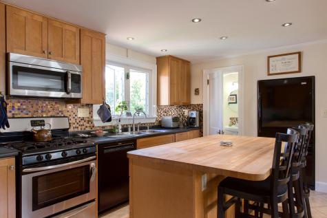 66 Parsons Road Portland ME 04103