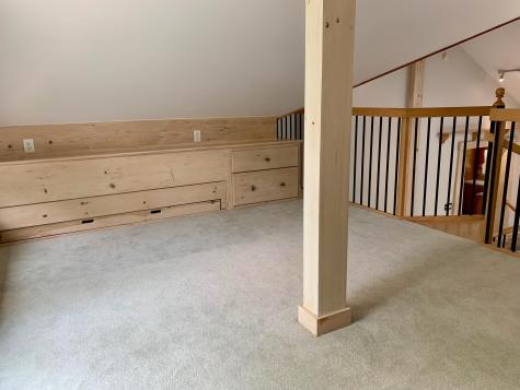 15 Cotton Lane Oxford ME 04270