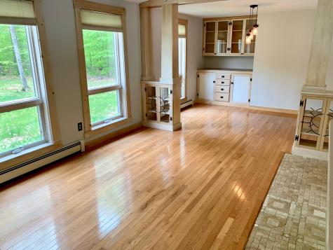 15 Cotton Lane Oxford ME 04270