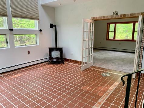 15 Cotton Lane Oxford ME 04270