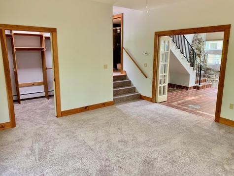 15 Cotton Lane Oxford ME 04270