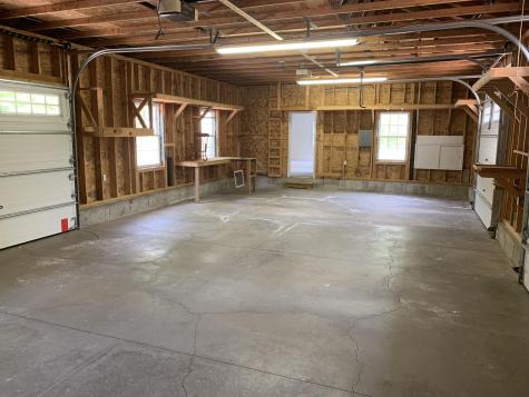 15 Cotton Lane Oxford ME 04270