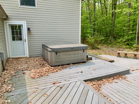 15 Cotton Lane Oxford ME 04270