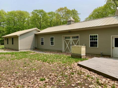 15 Cotton Lane Oxford ME 04270