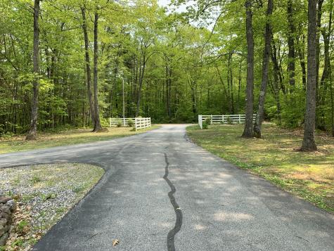 15 Cotton Lane Oxford ME 04270