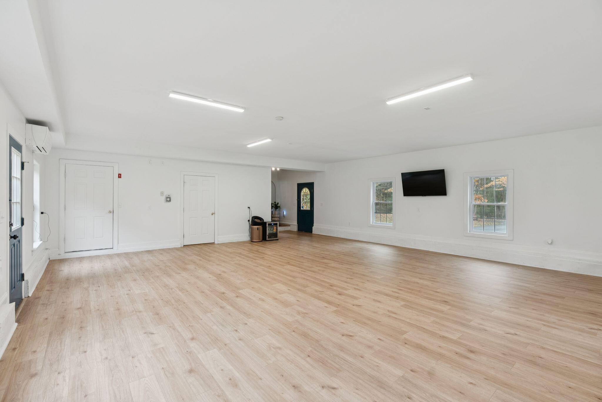 214 Thompson Road Arundel ME 04046