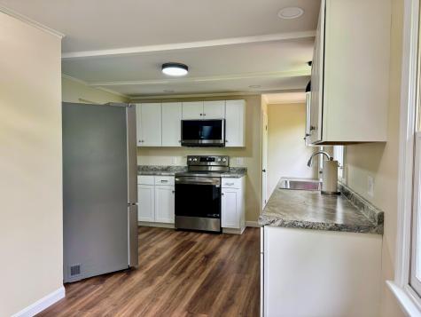 15 Moore Avenue Auburn ME 04210