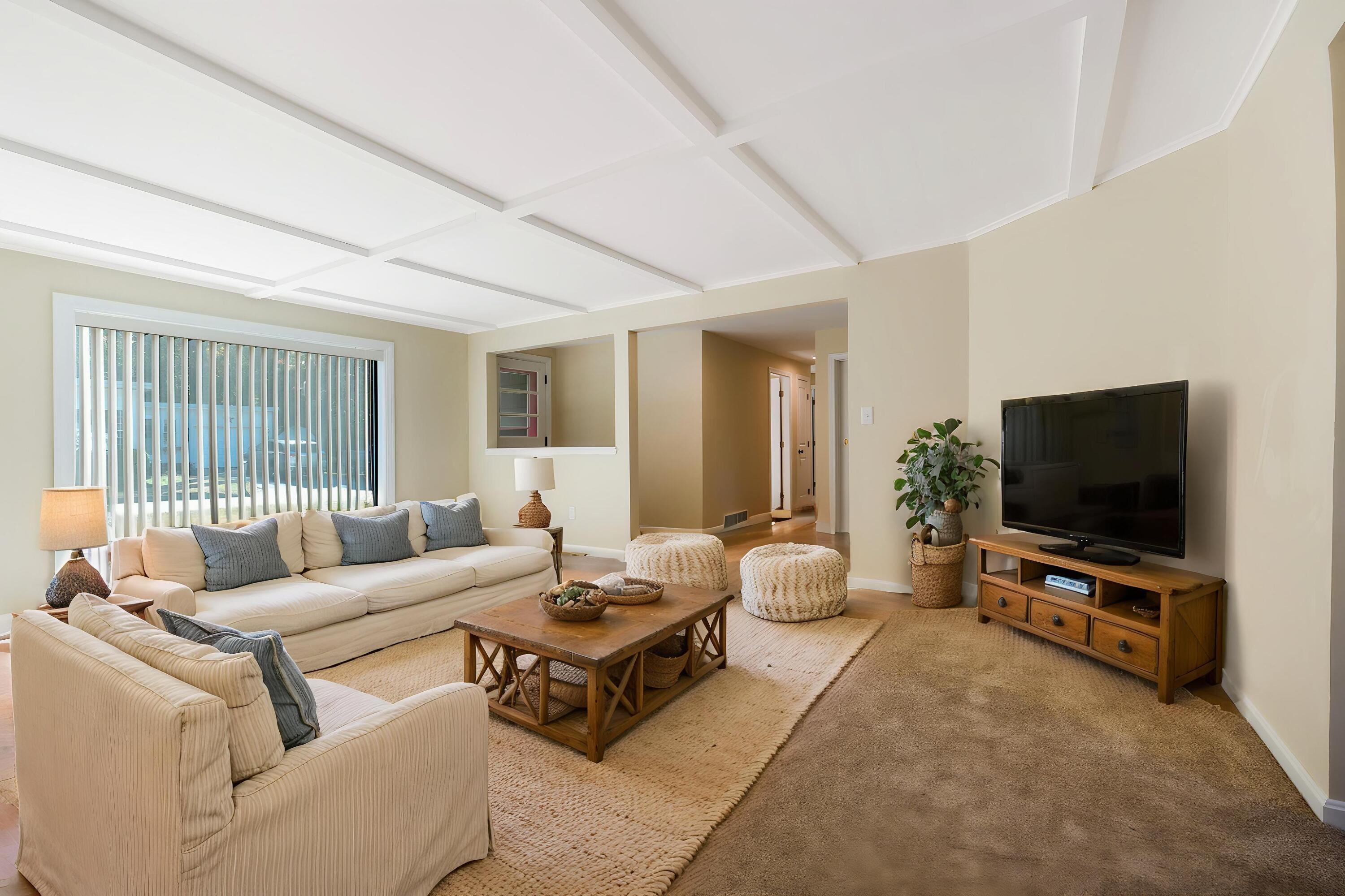 15 Moore Avenue Auburn ME 04210