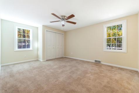 15 Moore Avenue Auburn ME 04210