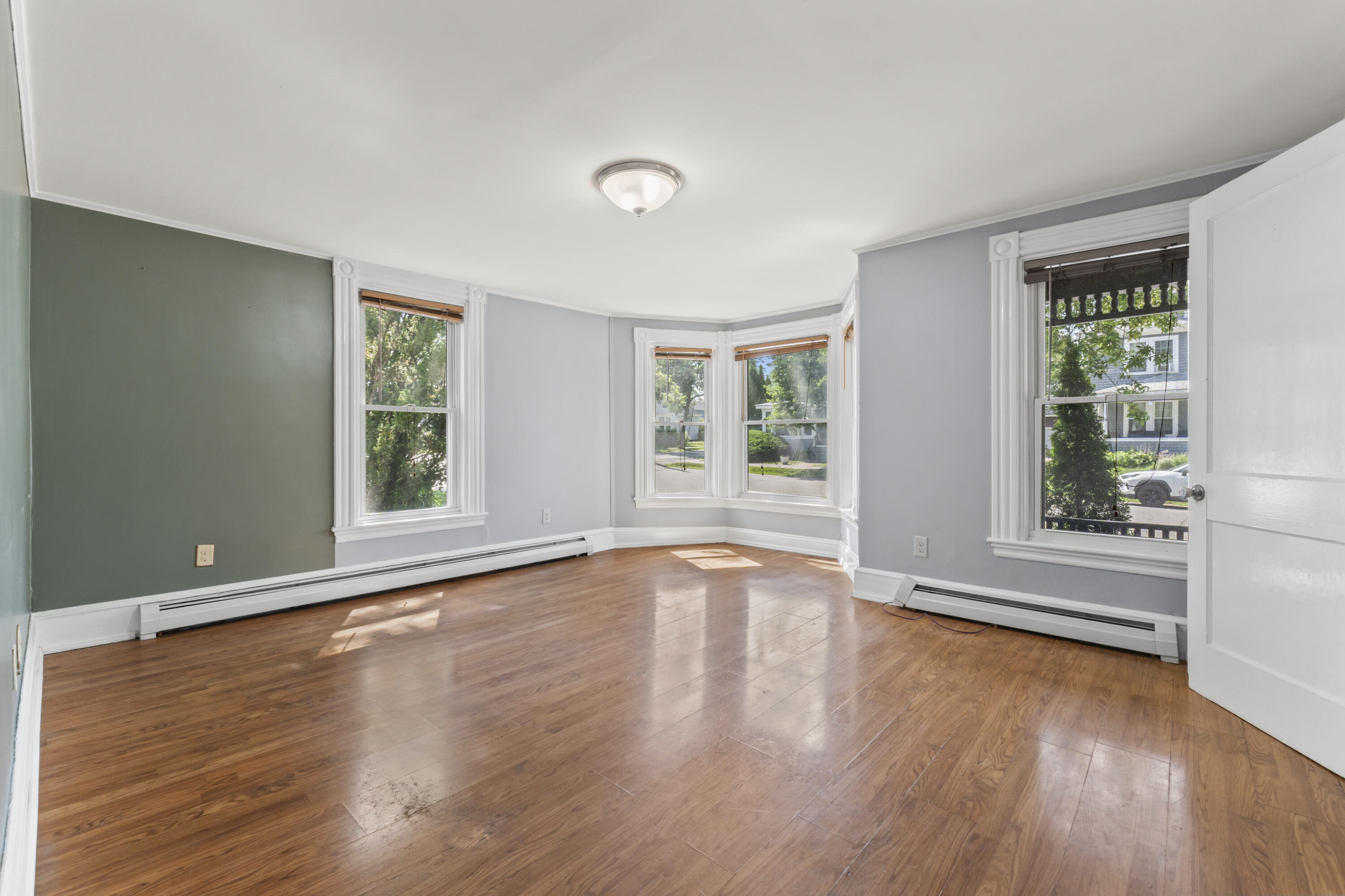 130 W Broadway Bangor ME 04401