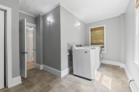 130 W Broadway Bangor ME 04401