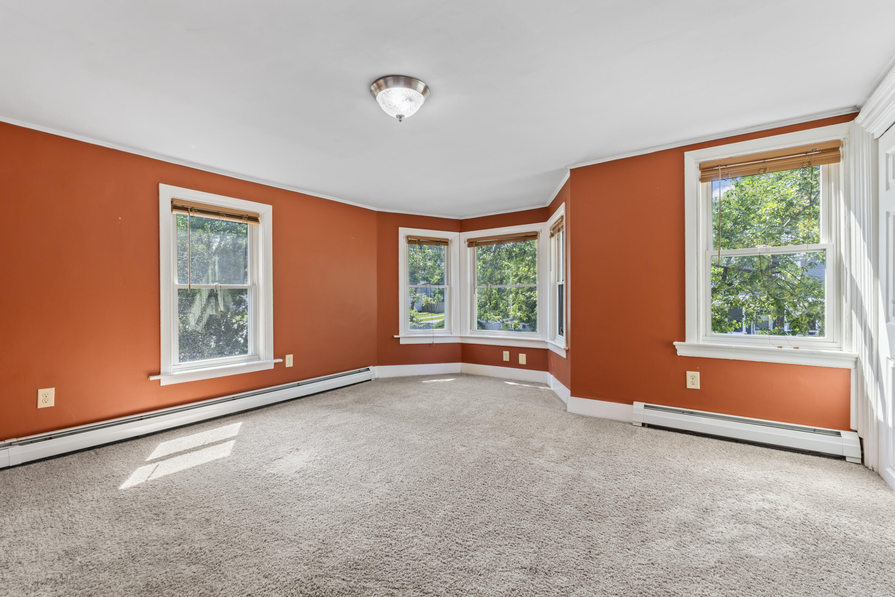 130 W Broadway Bangor ME 04401