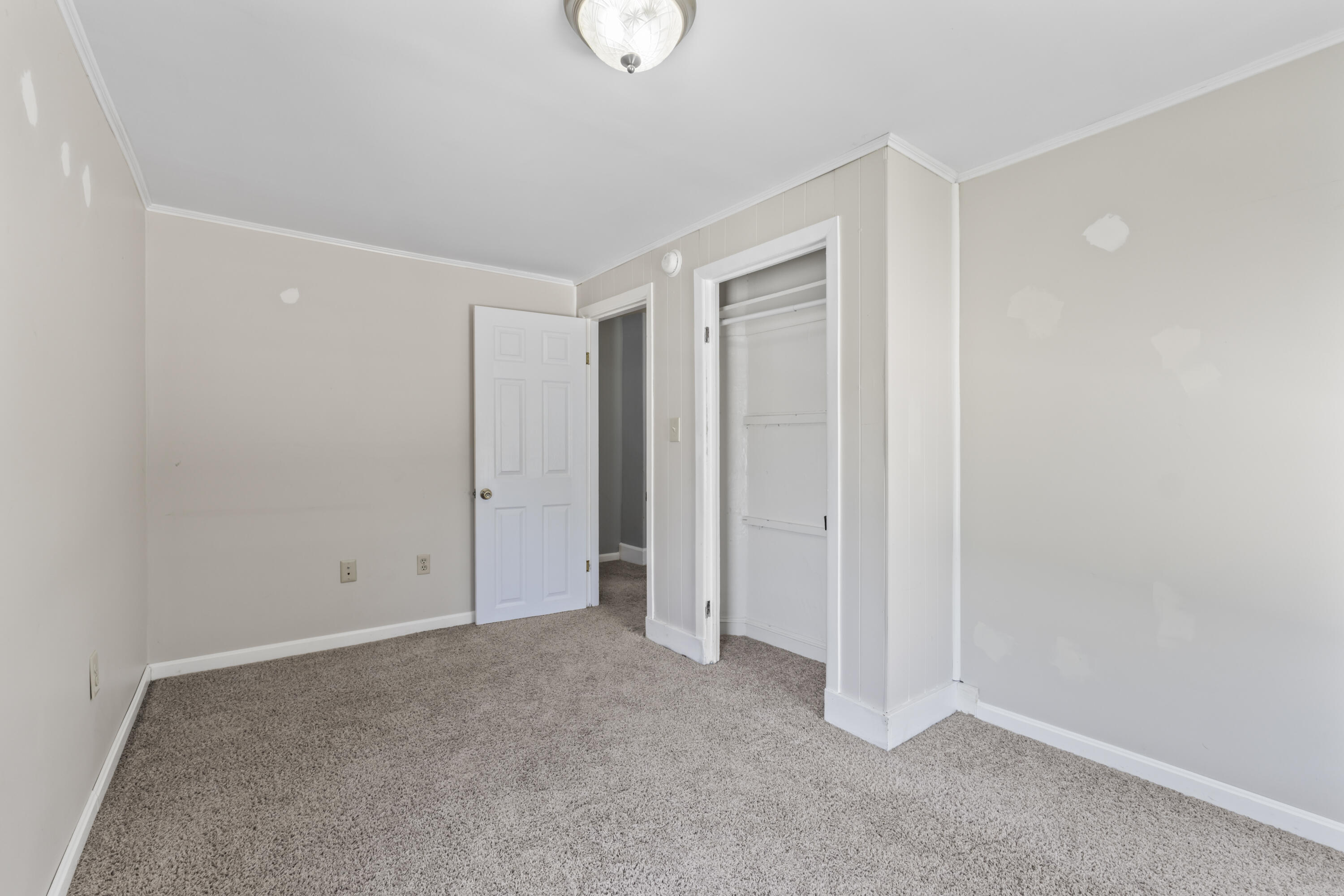 130 W Broadway Bangor ME 04401