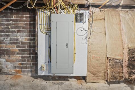 130 W Broadway Bangor ME 04401