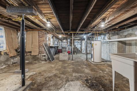 130 W Broadway Bangor ME 04401