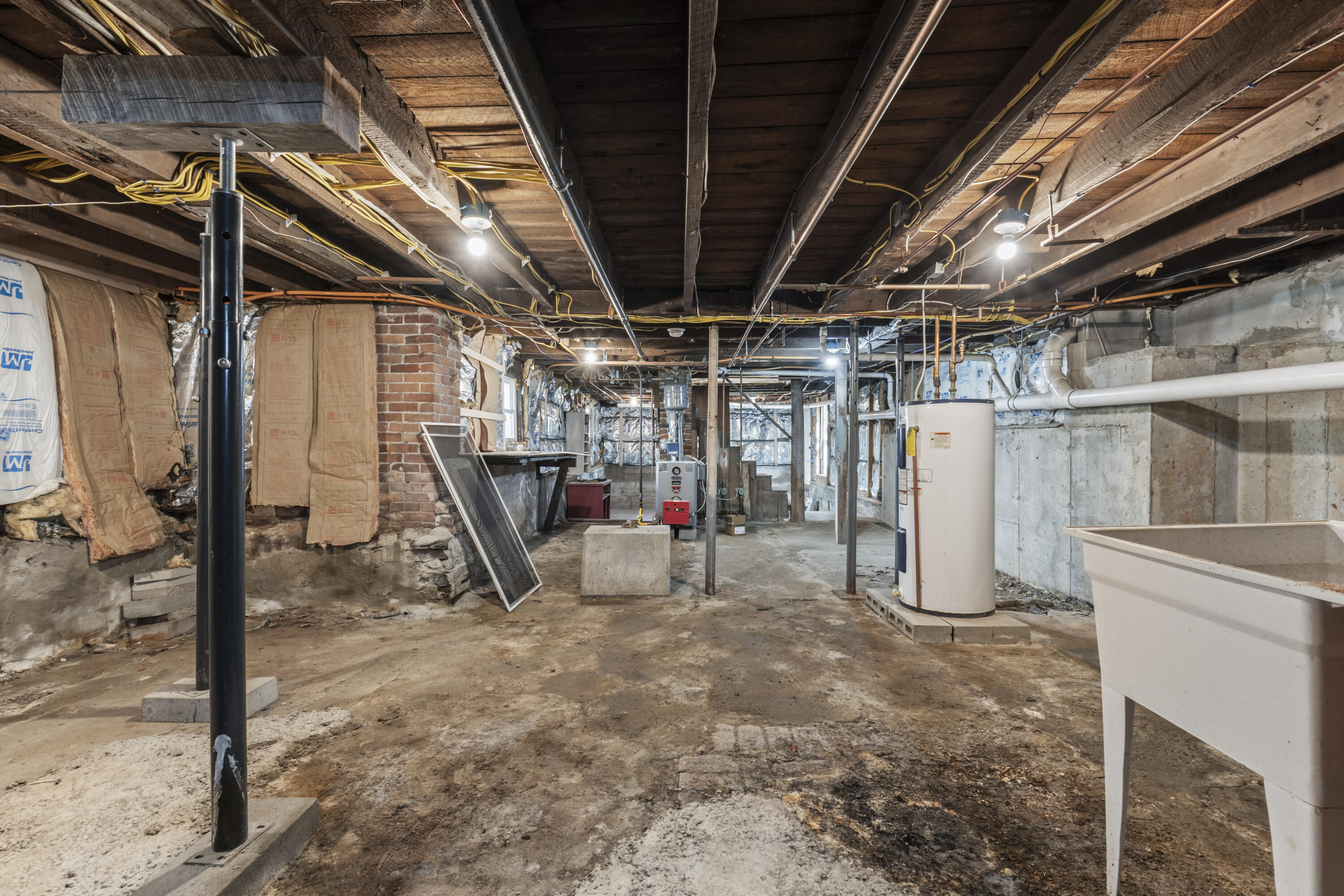 130 W Broadway Bangor ME 04401