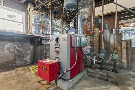 130 W Broadway Bangor ME 04401