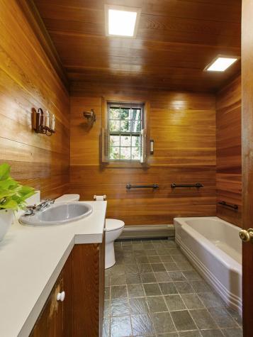 75 Violette Avenue Waterville ME 04901