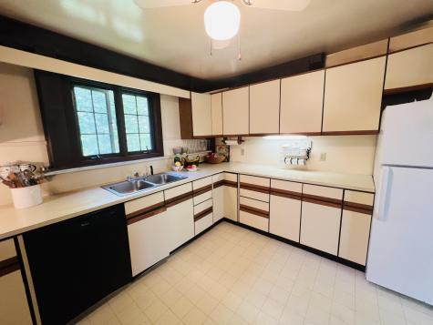329 Salt Pond Road Blue Hill ME 04614