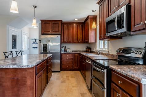 32 Thadeus Street South Portland ME 04106