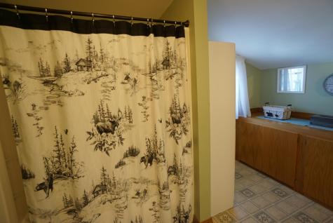 18 Washington Street Greenville ME 04441