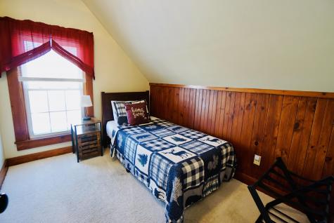 18 Washington Street Greenville ME 04441