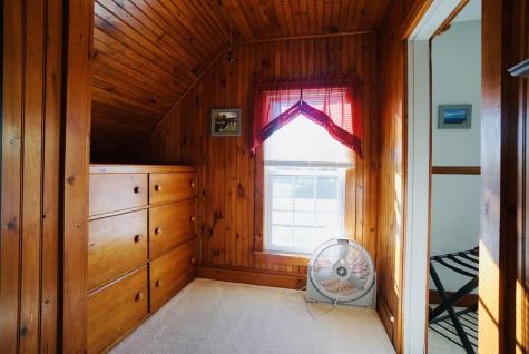 18 Washington Street Greenville ME 04441