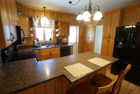 18 Washington Street Greenville ME 04441