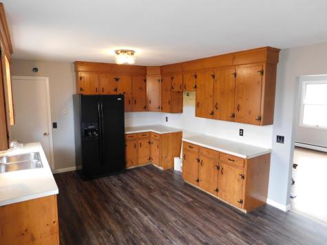 87 Allen Avenue Auburn ME 04210