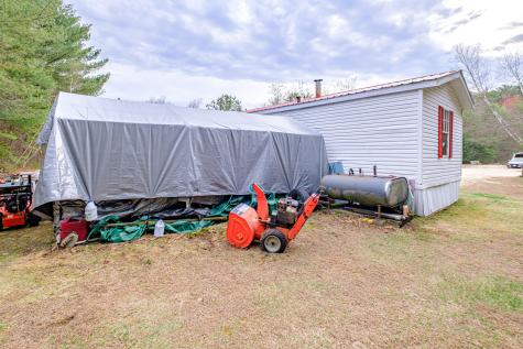 29 Everett Avenue Oxford ME 04270