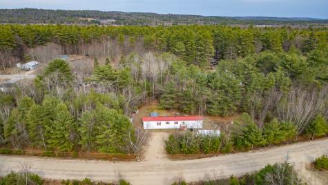 29 Everett Avenue Oxford ME 04270