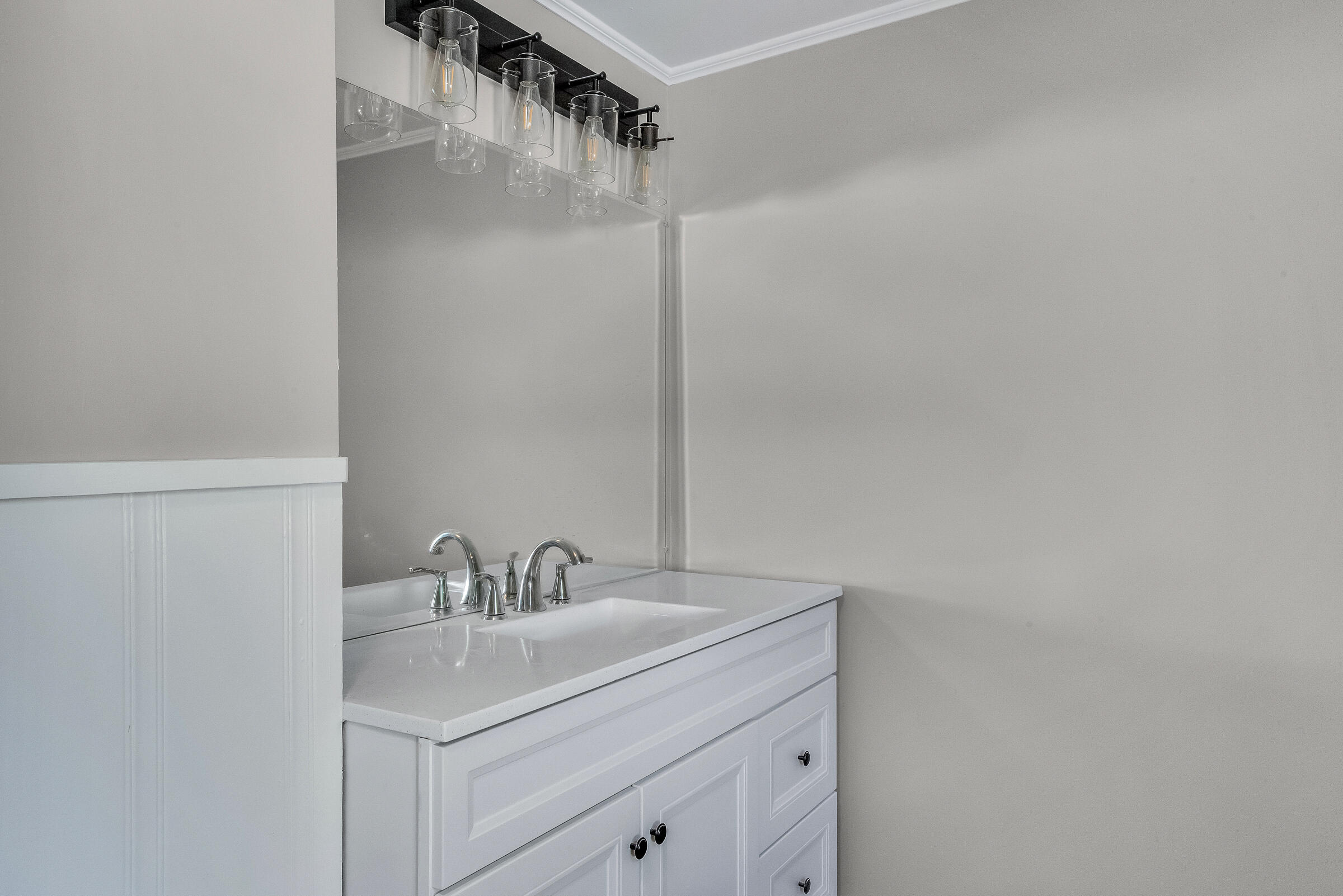 512 Manchester Road Belgrade ME 04917