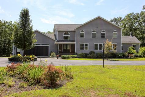 10 Black Duck Lane Poland ME 04274