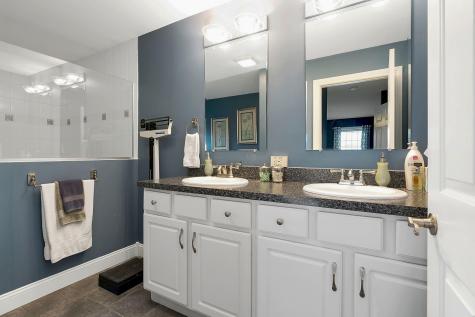 559 Center Minot Hill Road Minot ME 04258