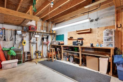 559 Center Minot Hill Road Minot ME 04258