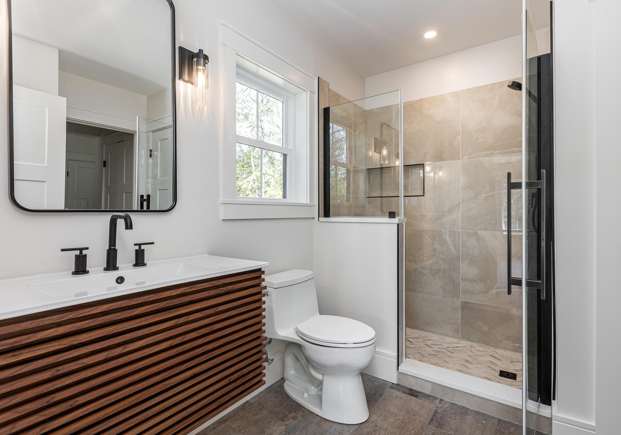 81 Delwin Drive North Yarmouth ME 04097