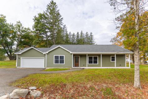 137 Lake Avenue Farmington ME 04938