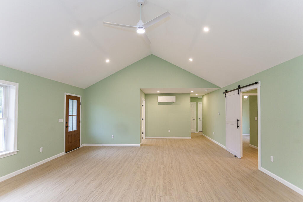 137 Lake Avenue Farmington ME 04938