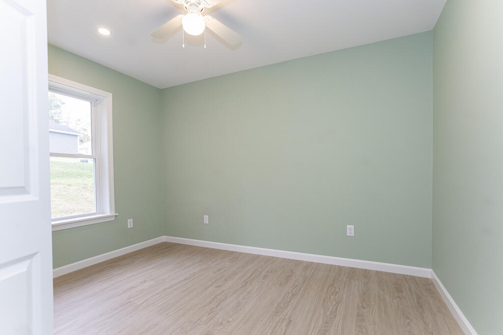 137 Lake Avenue Farmington ME 04938