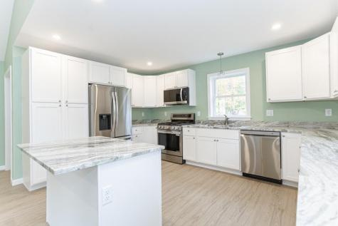 137 Lake Avenue Farmington ME 04938