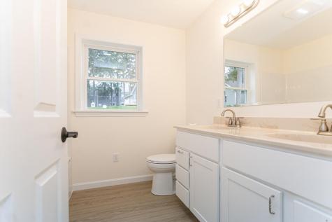 137 Lake Avenue Farmington ME 04938