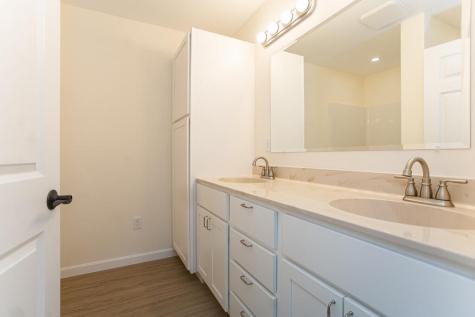 137 Lake Avenue Farmington ME 04938