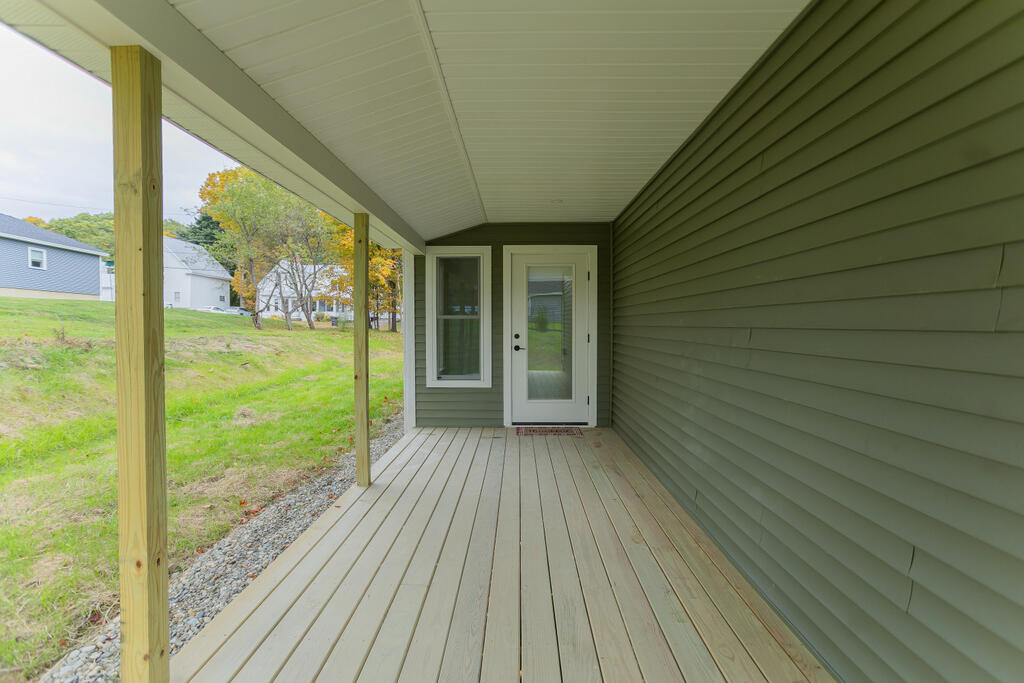 137 Lake Avenue Farmington ME 04938