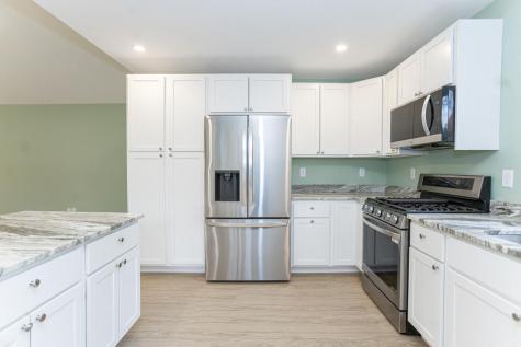 137 Lake Avenue Farmington ME 04938